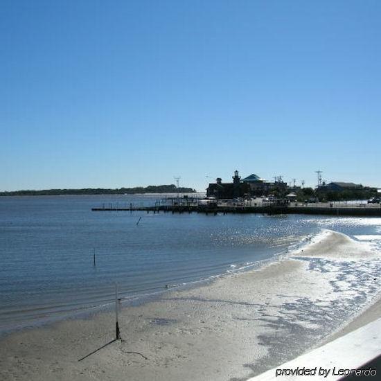 Cedar Cove Beach And Yacht Club Cedar Key Exterior photo